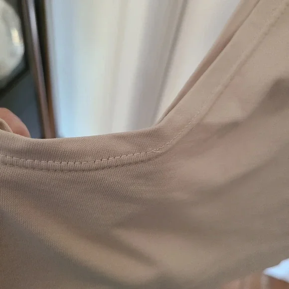 NWT Avocado As You Are Cropped Workout Tank Top Tan Color Size Large Made in USA - Picture 5 of 7